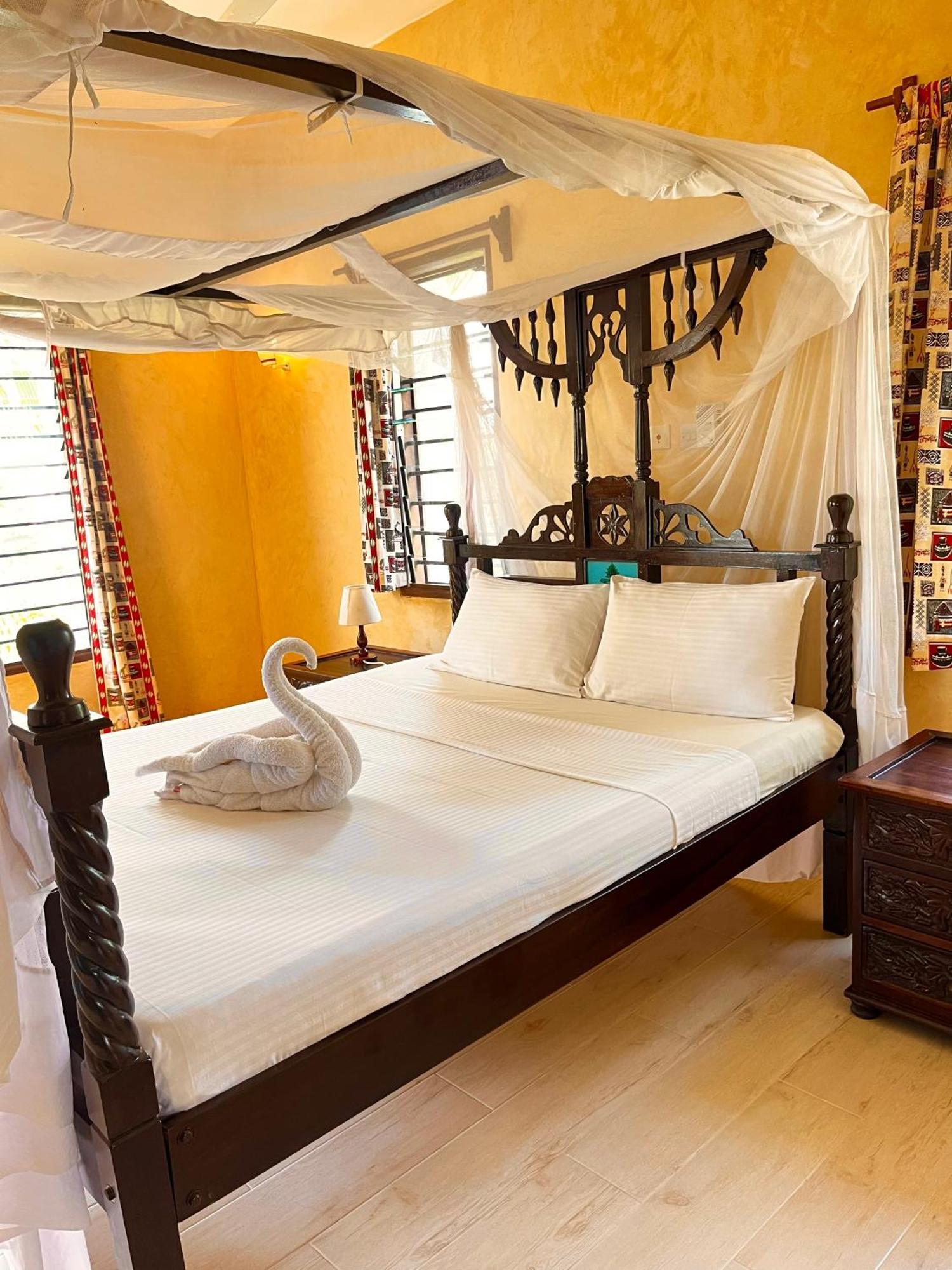 Flametree Beach Homes Diani Beach Ngoại thất bức ảnh